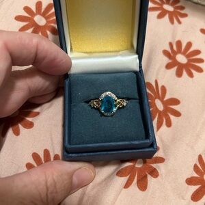 Elegant Blue and Gold Women's Ring
